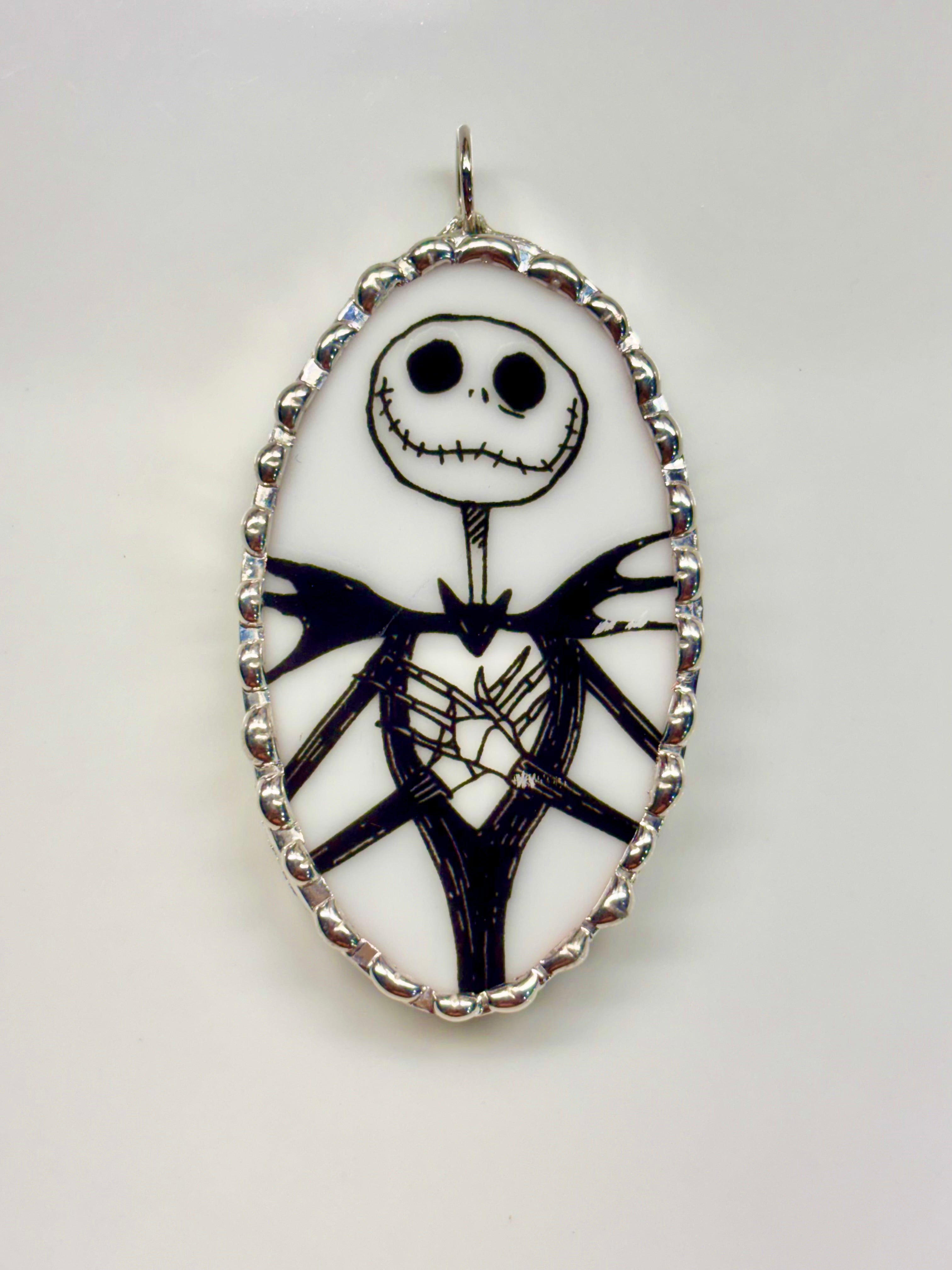 Spooky Black & White pendant