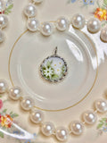 Dainty Green and White Floral