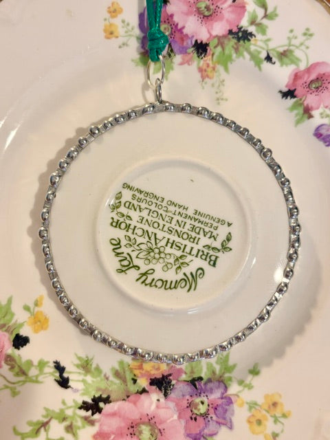 Green and White Ironstone